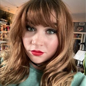 Meet your Posher, Nikki